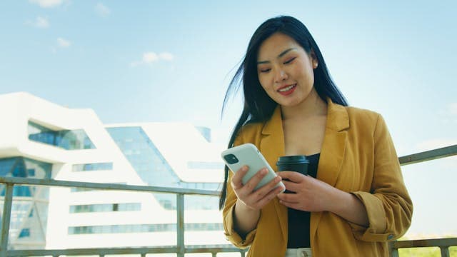 Hogyan láthatom, ki nézte meg a Facebook-történetemet